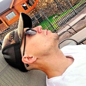 Meet your Posher, Robert